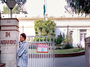 cong-asked-to-vacate-24-akbar-road-office-by-march-28